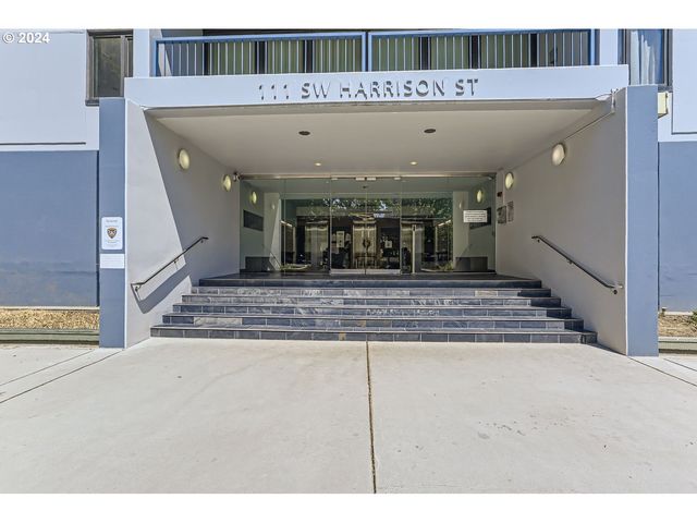 111 Sw HARRISON St 19A, Portland, OR 97201