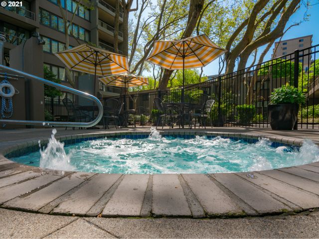 111 Sw HARRISON St 19A, Portland, OR 97201