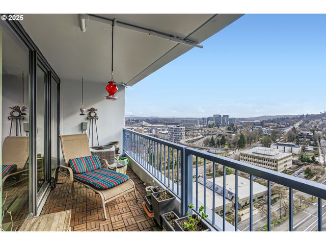 111 Sw HARRISON St 19A, Portland, OR 97201