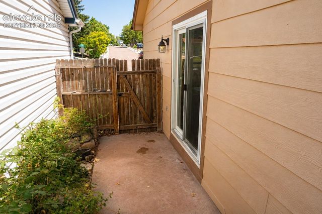 2230 Ambleside Drive, Colorado Springs, CO 80915