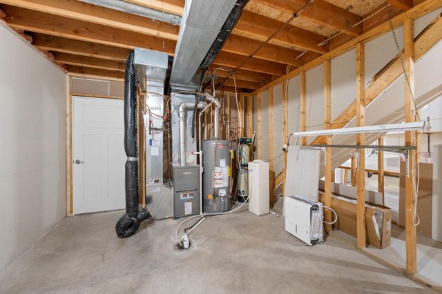 39094 Riverside Court, North Branch, MN 55056