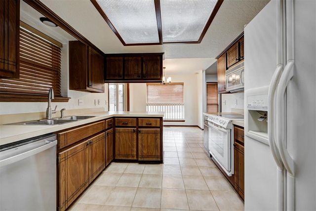 2115 Teresa Drive, Norman, OK 73071