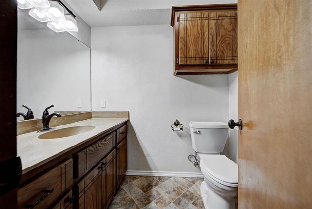 2115 Teresa Drive, Norman, OK 73071