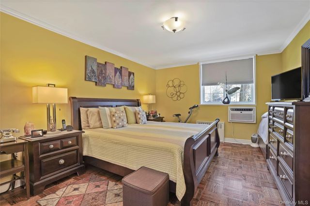 84-39 153 AVE LK, Howard Beach, NY 11414