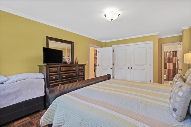 84-39 153 AVE LK, Howard Beach, NY 11414