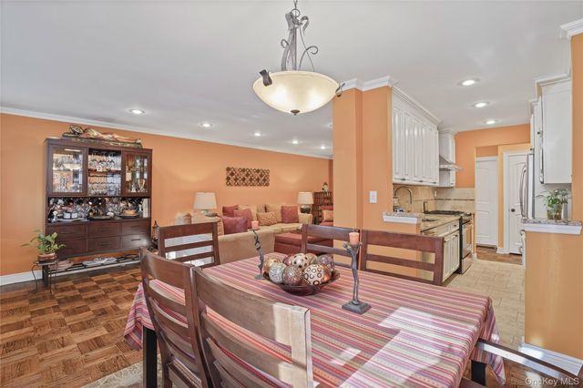 84-39 153 AVE LK, Howard Beach, NY 11414