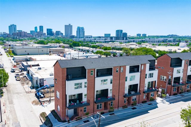 203 Carroll Street, Fort Worth, TX 76107