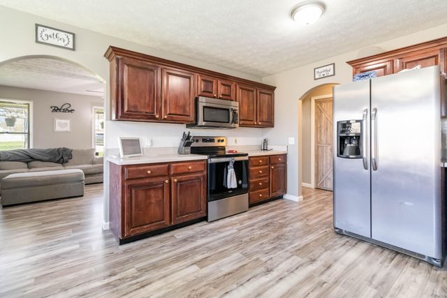 352 Virginia Avenue, Harrodsburg, KY 40330