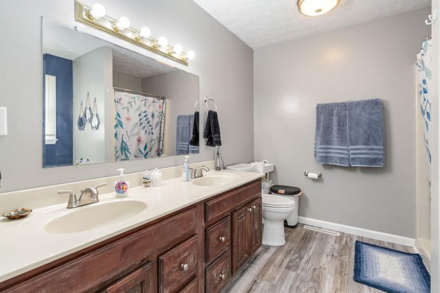 352 Virginia Avenue, Harrodsburg, KY 40330