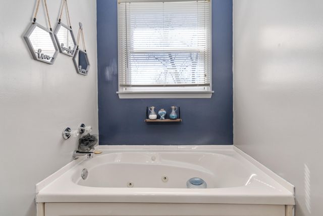 352 Virginia Avenue, Harrodsburg, KY 40330