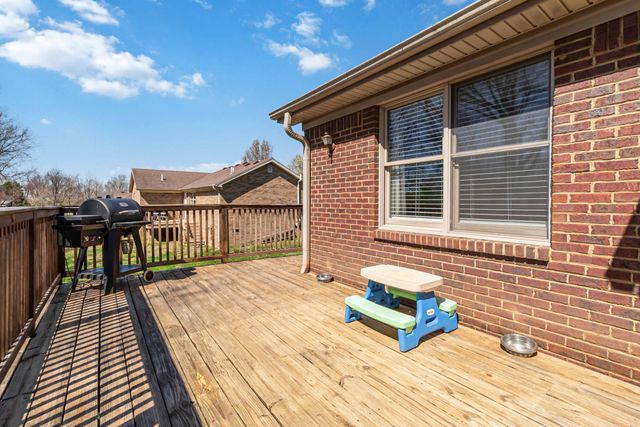 352 Virginia Avenue, Harrodsburg, KY 40330