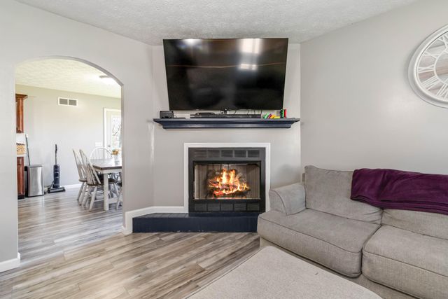 352 Virginia Avenue, Harrodsburg, KY 40330