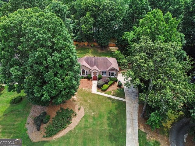 148 Stanbrough Drive, Dallas, GA 30157