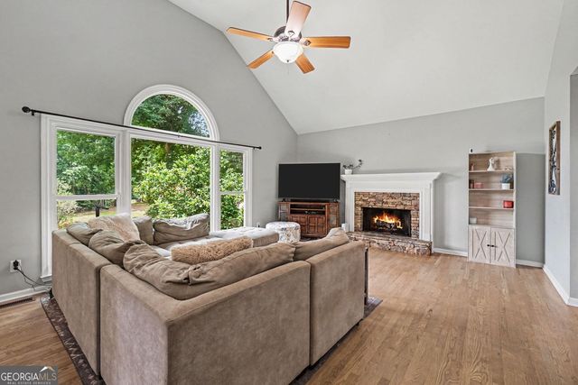 148 Stanbrough Drive, Dallas, GA 30157