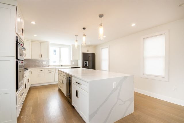 4 Chickatawbut St 0, Boston, MA 02122