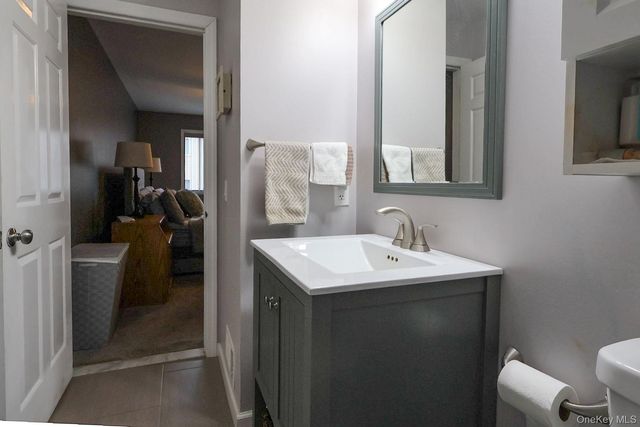 25 College Avenue 701, Nanuet, NY 10954