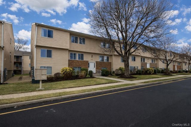 25 College Avenue 701, Nanuet, NY 10954