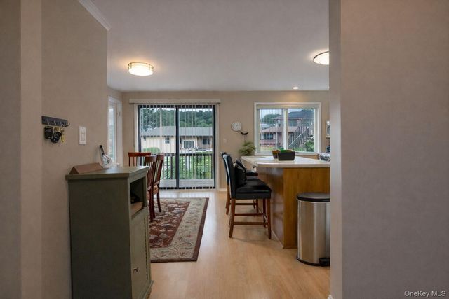 25 College Avenue 701, Nanuet, NY 10954