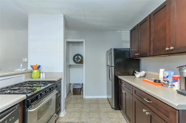 1900 Rosemont Parkway 0502, Roswell, GA 30076