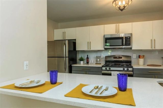 1900 Rosemont Parkway 0502, Roswell, GA 30076