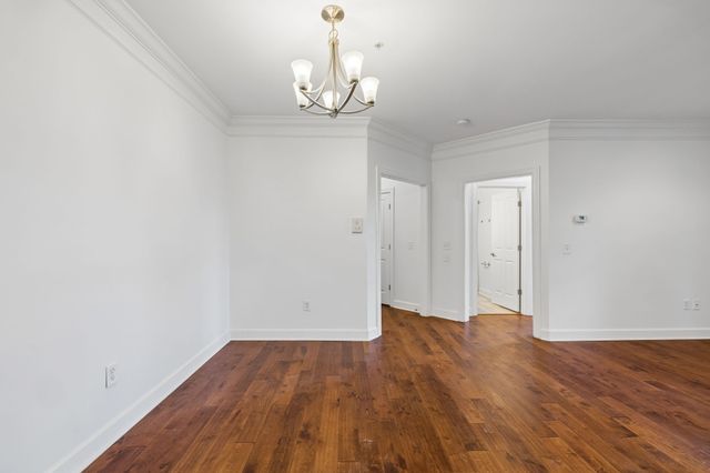 3102 W End Cir Apt 303, Nashville, TN 37203
