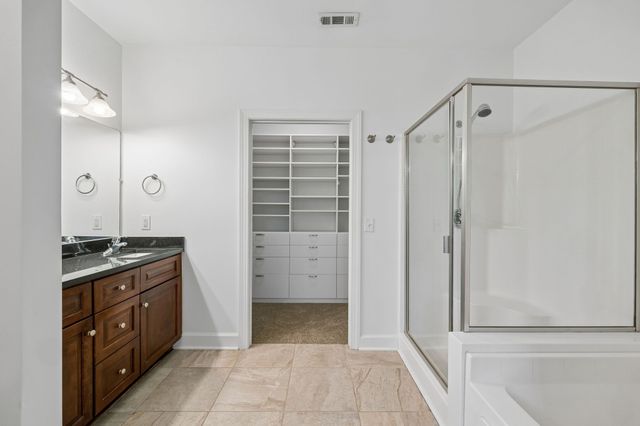 3102 W End Cir Apt 303, Nashville, TN 37203