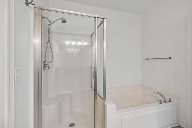3102 W End Cir Apt 303, Nashville, TN 37203