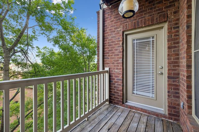 3102 W End Cir Apt 303, Nashville, TN 37203