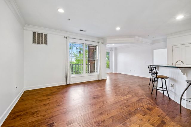 3102 W End Cir Apt 303, Nashville, TN 37203
