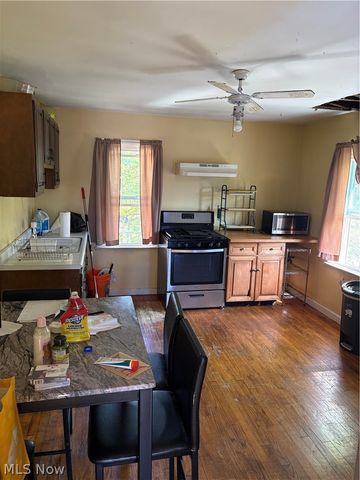 2161 W 101st Street, Cleveland, OH 44102
