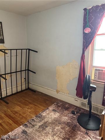 2161 W 101st Street, Cleveland, OH 44102