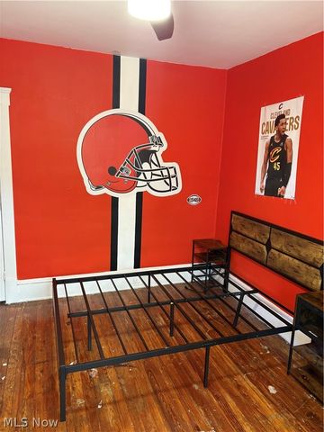 2161 W 101st Street, Cleveland, OH 44102