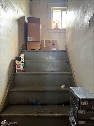 2161 W 101st Street, Cleveland, OH 44102