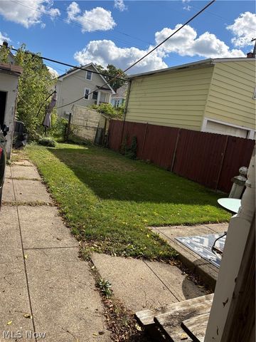 2161 W 101st Street, Cleveland, OH 44102