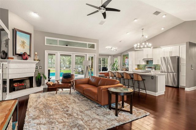 133 ROSS LAKE LANE, Sanford, FL 32771