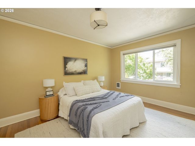 1411 Se 30TH Ave 4, Portland, OR 97214