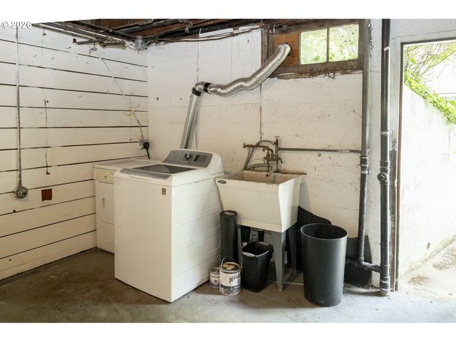 1411 Se 30TH Ave 4, Portland, OR 97214
