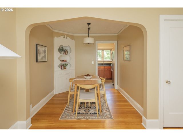 1411 Se 30TH Ave 4, Portland, OR 97214
