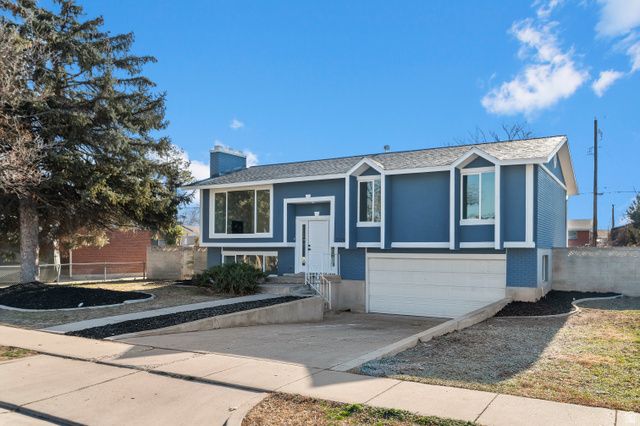 3329 W SUNNYBROOK DR, West Valley City, UT 84119