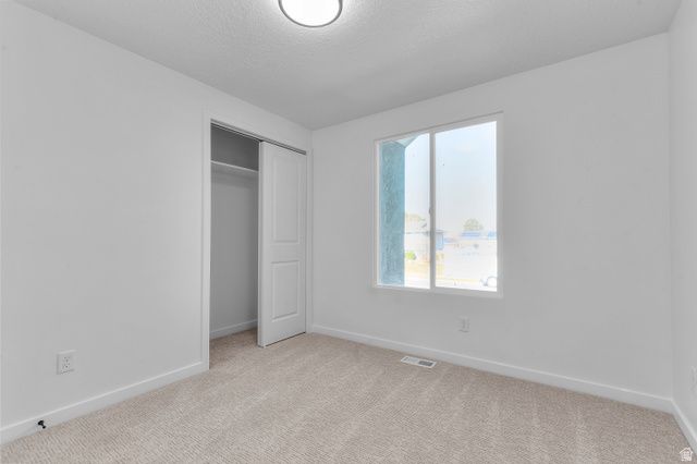 3329 W SUNNYBROOK DR, West Valley City, UT 84119