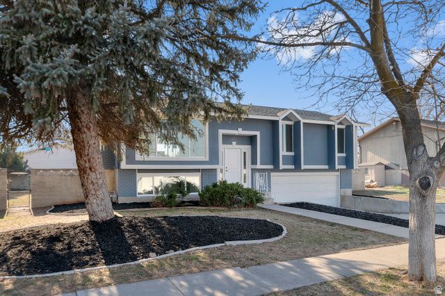 3329 W SUNNYBROOK DR, West Valley City, UT 84119