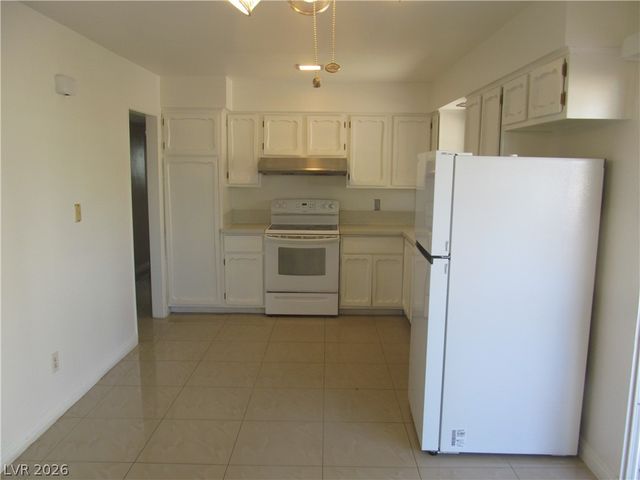 3812 La Pasada Avenue, Las Vegas, NV 89102