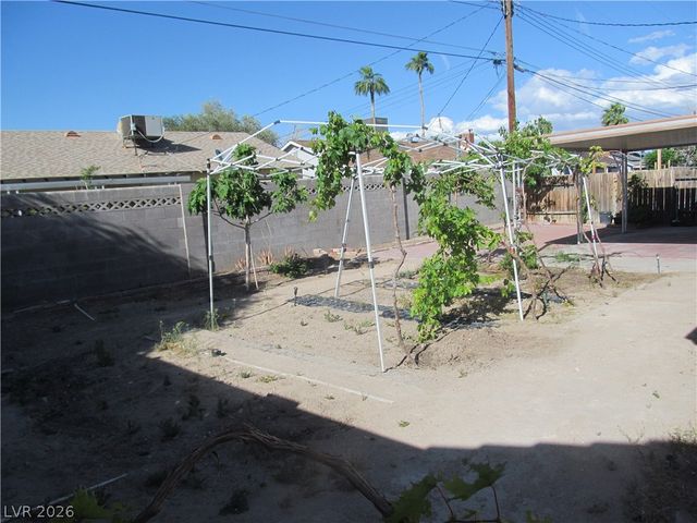 3812 La Pasada Avenue, Las Vegas, NV 89102