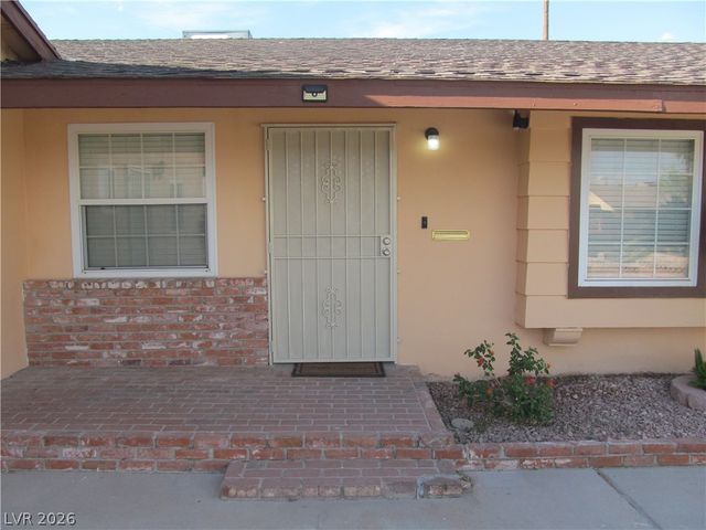 3812 La Pasada Avenue, Las Vegas, NV 89102