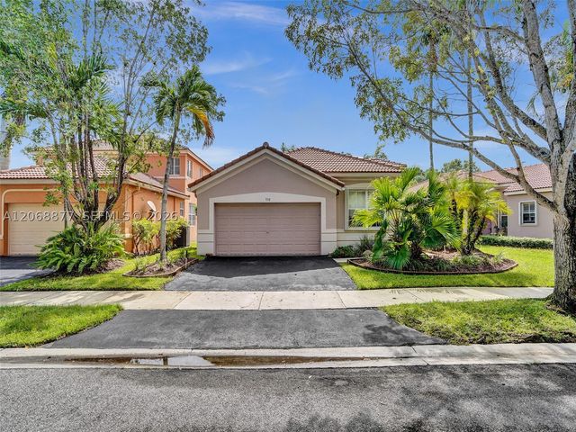 938 Bluewood Ter, Weston, FL 33327