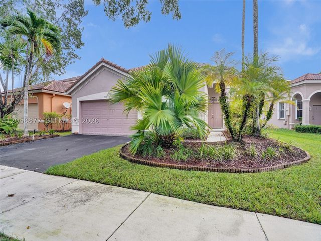 938 Bluewood Ter, Weston, FL 33327