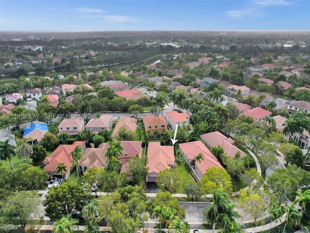 938 Bluewood Ter, Weston, FL 33327