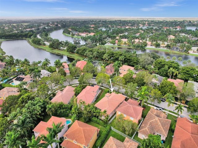 938 Bluewood Ter, Weston, FL 33327