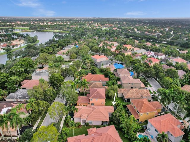 938 Bluewood Ter, Weston, FL 33327