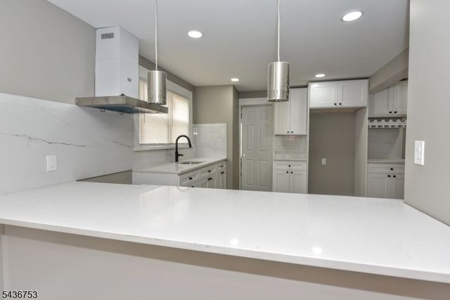 134 N 8Th St, Paterson City, NJ 07522